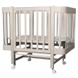 Кроватка детская Indigo Tiny продольный маятник на колесах